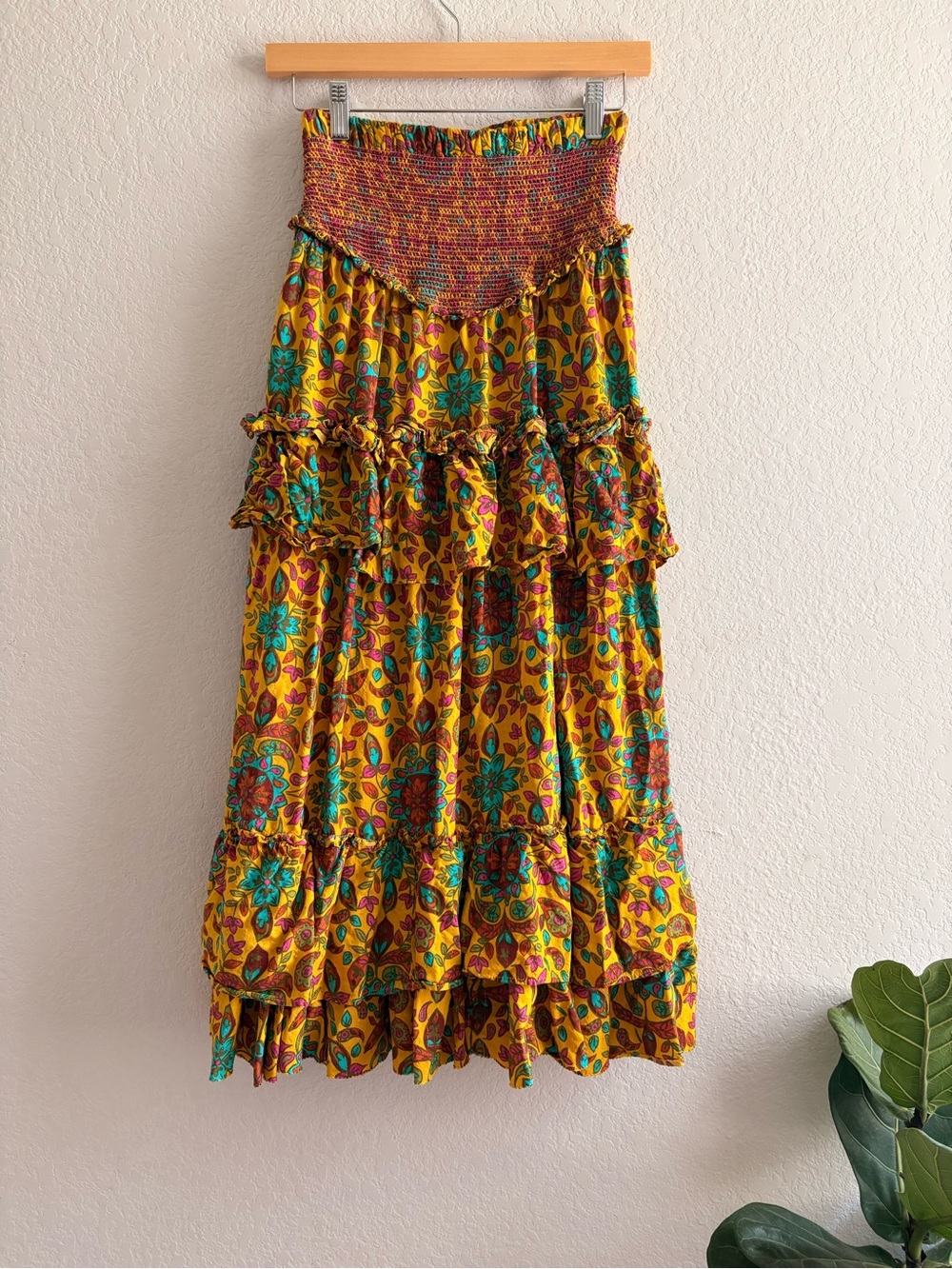 House of Harlow 1960 yellow floral Boho Bohemian  tiered maxi skirt XS